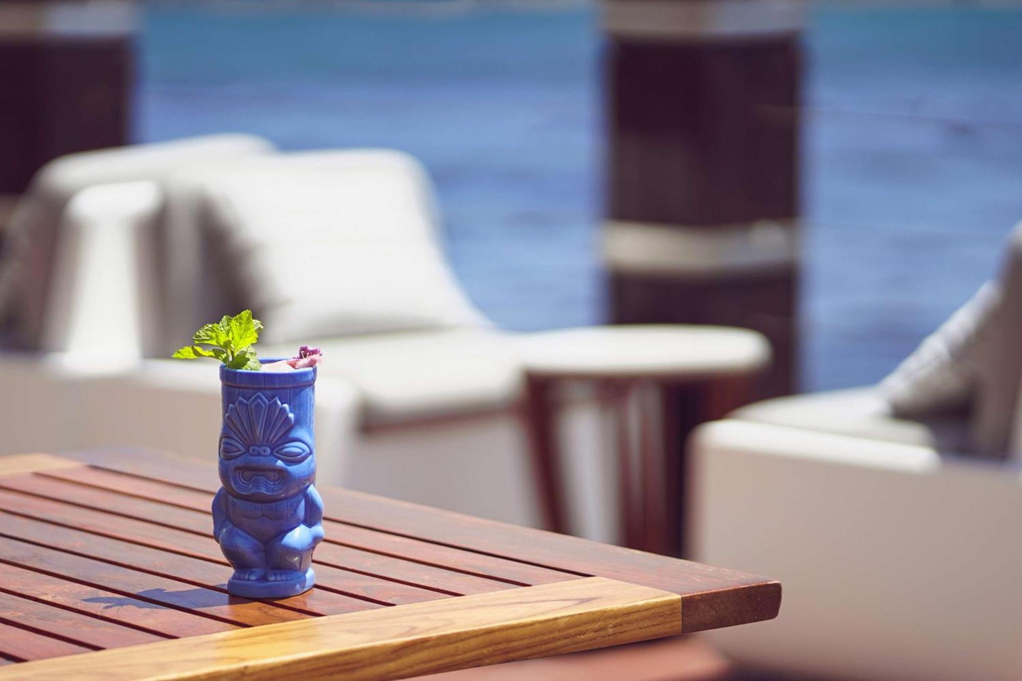 Radisson Collection Hotel, Waterfront Fokváros Kültér fotó A tiki drink