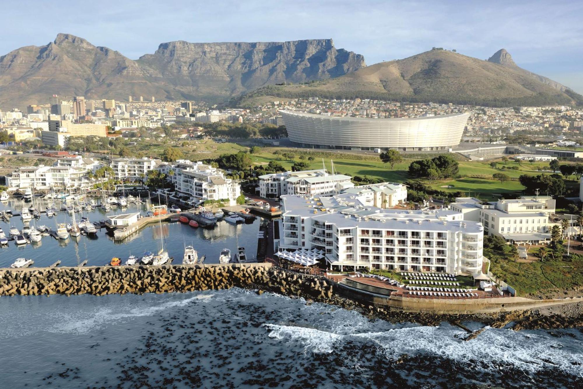 Radisson Collection Hotel, Waterfront Fokváros Kültér fotó Table Mountain, Cape Town
